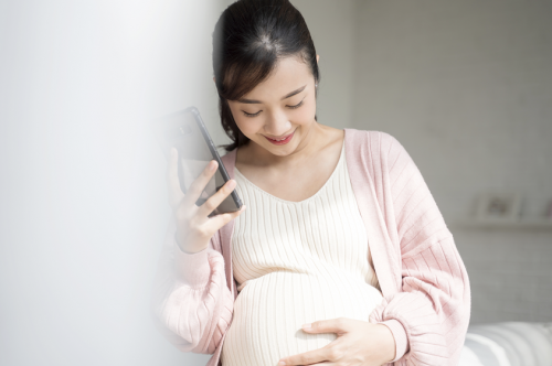 孕婦孕期科學(xué)的飲食攻略，哪些多吃？哪些少吃？